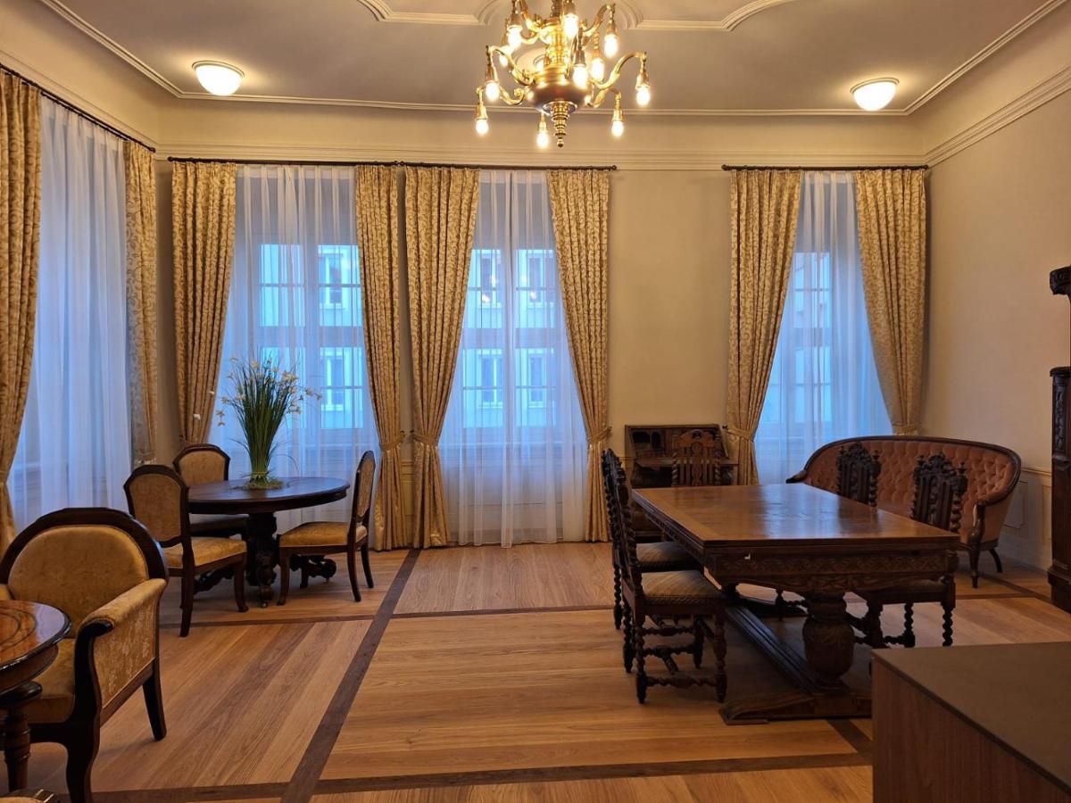 Stadtpalais Koenigssuite Maximal 2 Personen Und 1 Kleinkind 包岑 外观 照片