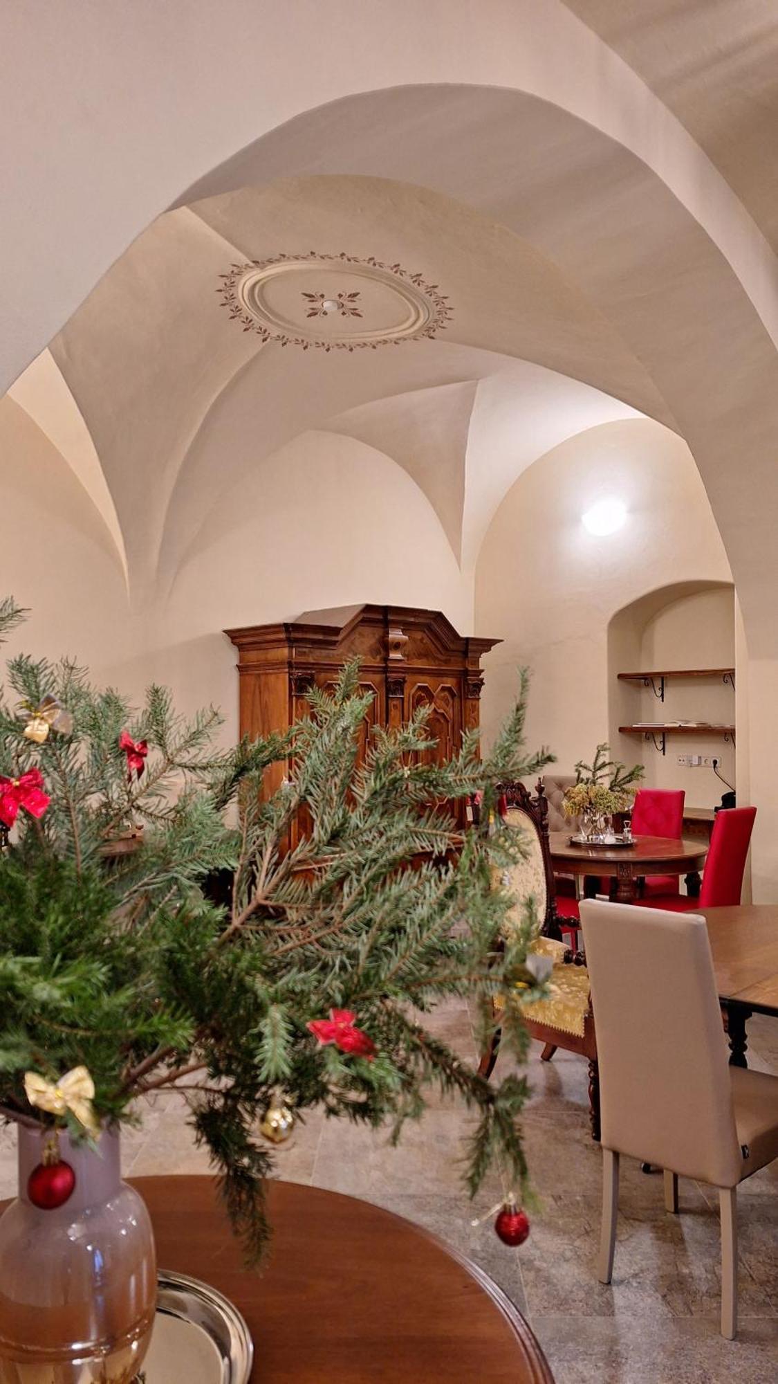 Stadtpalais Koenigssuite Maximal 2 Personen Und 1 Kleinkind 包岑 外观 照片