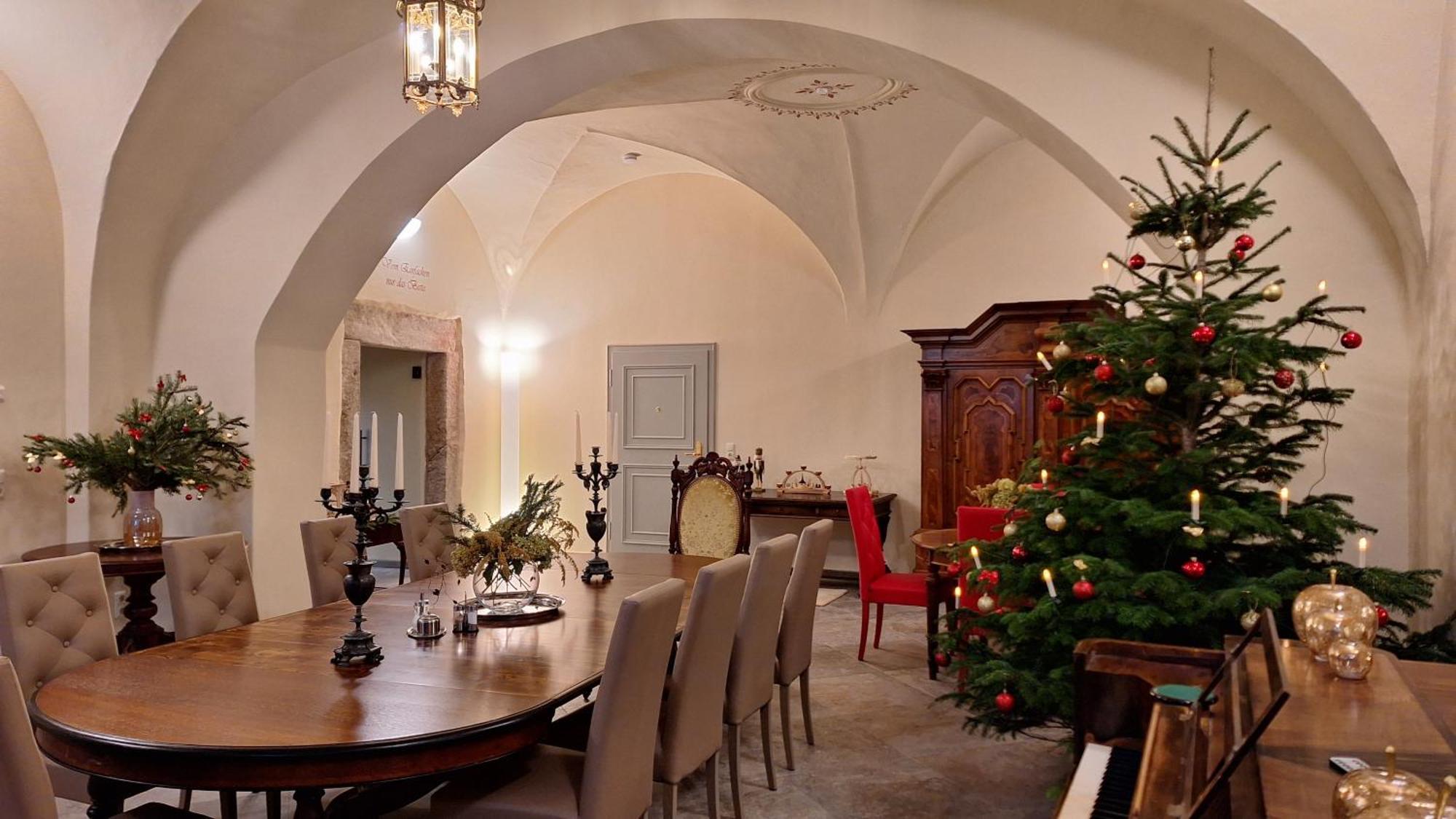 Stadtpalais Koenigssuite Maximal 2 Personen Und 1 Kleinkind 包岑 外观 照片