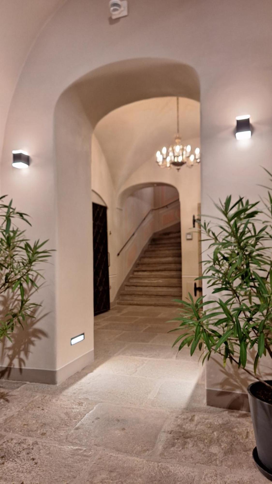 Stadtpalais Koenigssuite Maximal 2 Personen Und 1 Kleinkind 包岑 外观 照片