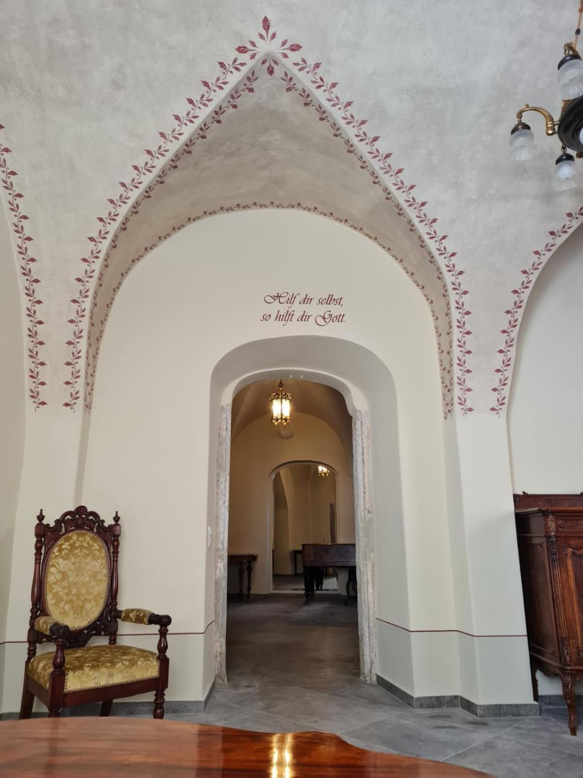 Stadtpalais Koenigssuite Maximal 2 Personen Und 1 Kleinkind 包岑 外观 照片